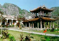 Dinh Le temple.jpg